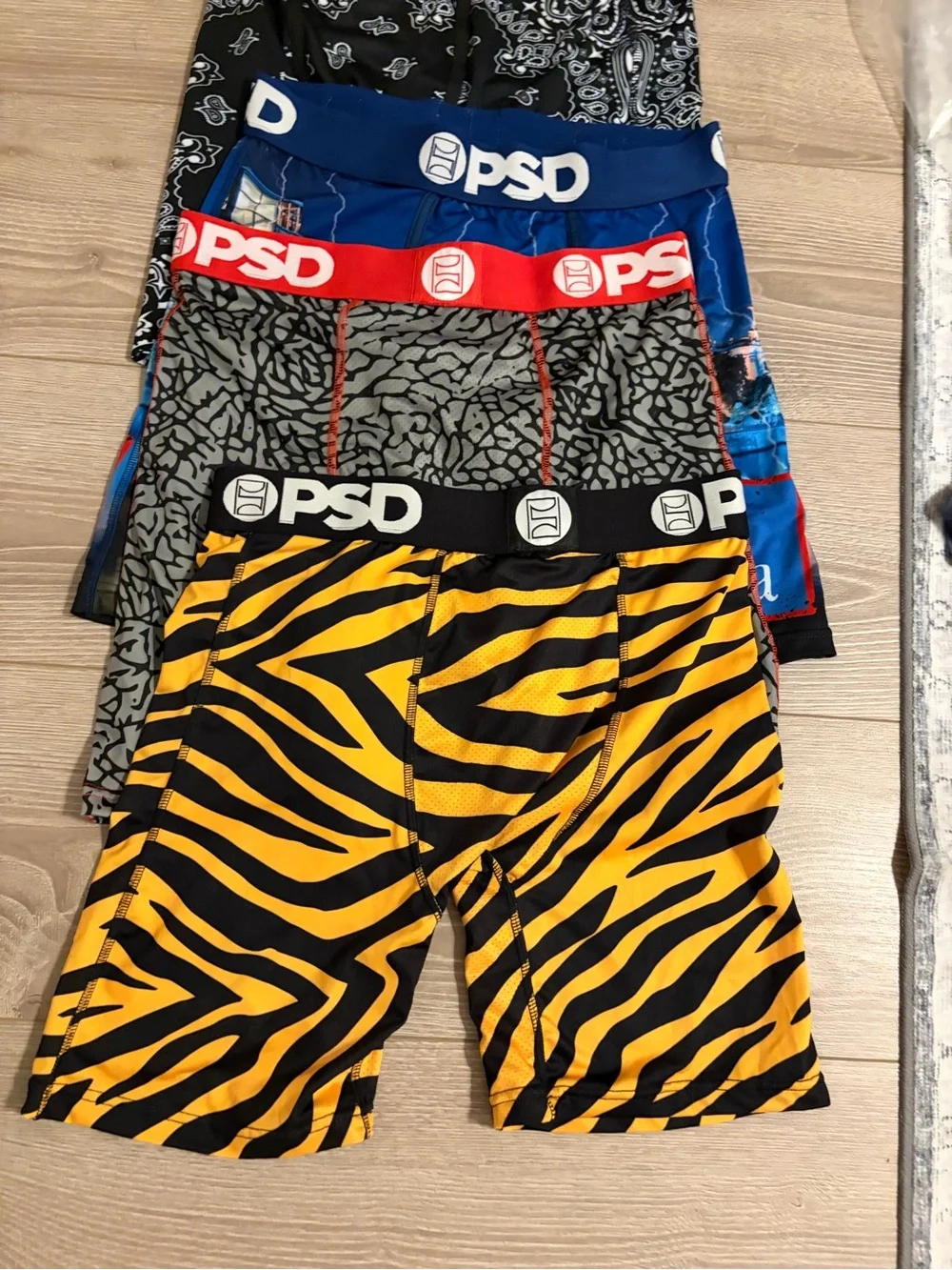 PSD lot of 7 pairs of Men’s Leopard Print Boxer Briefs